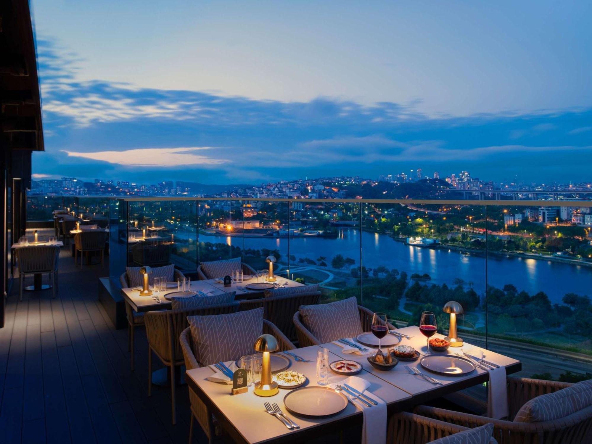 Moevenpick Istanbul Hotel Golden Horn מראה חיצוני תמונה